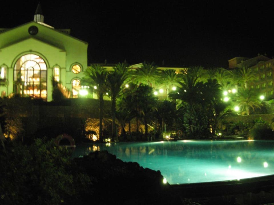 Pool bei Nacht R2 Rio Calma Hotel & Spa & Conference