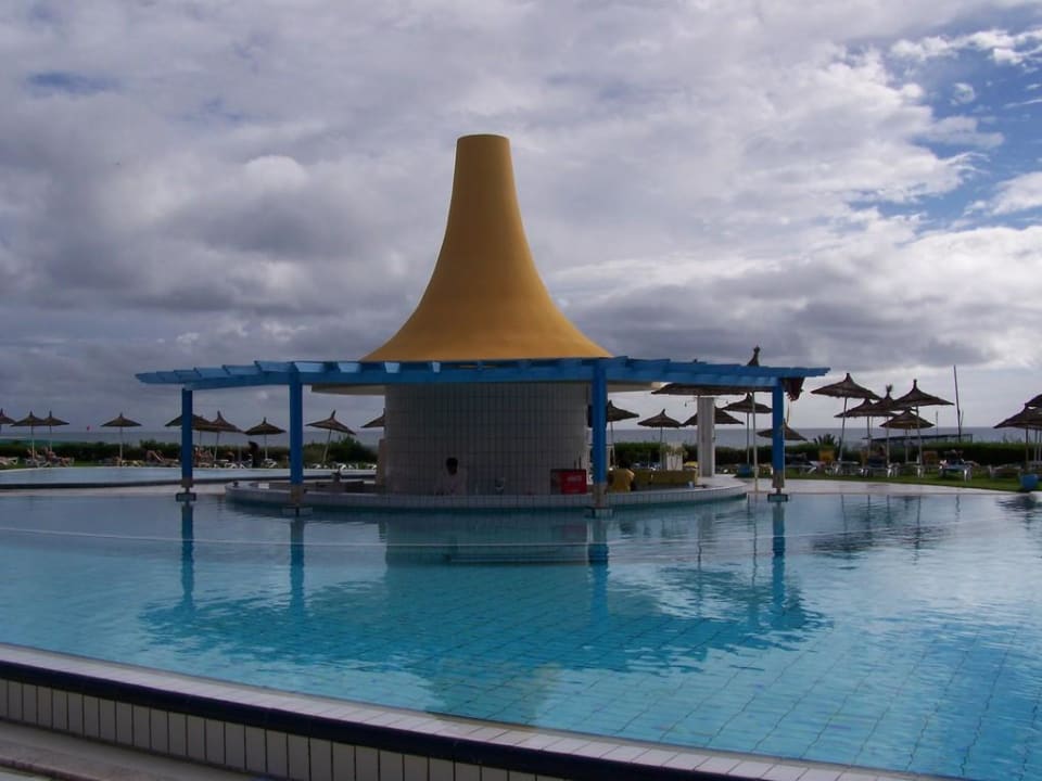 Poolbar Iberostar Waves Averroes