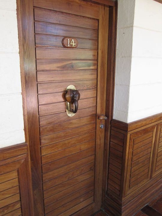 Zimmertür Manyara Wildlife Safari Camp