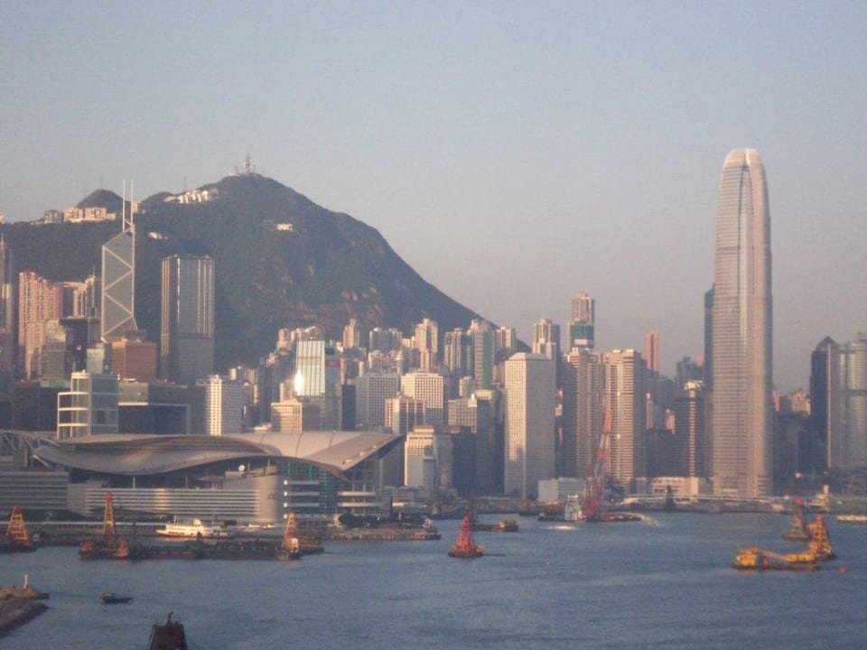 Blick aus dem Fenster Hotel Harbour Grand Hong Kong