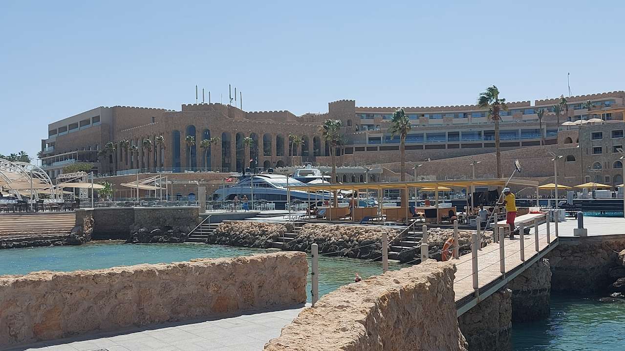 Außenansicht Pickalbatros Citadel Resort