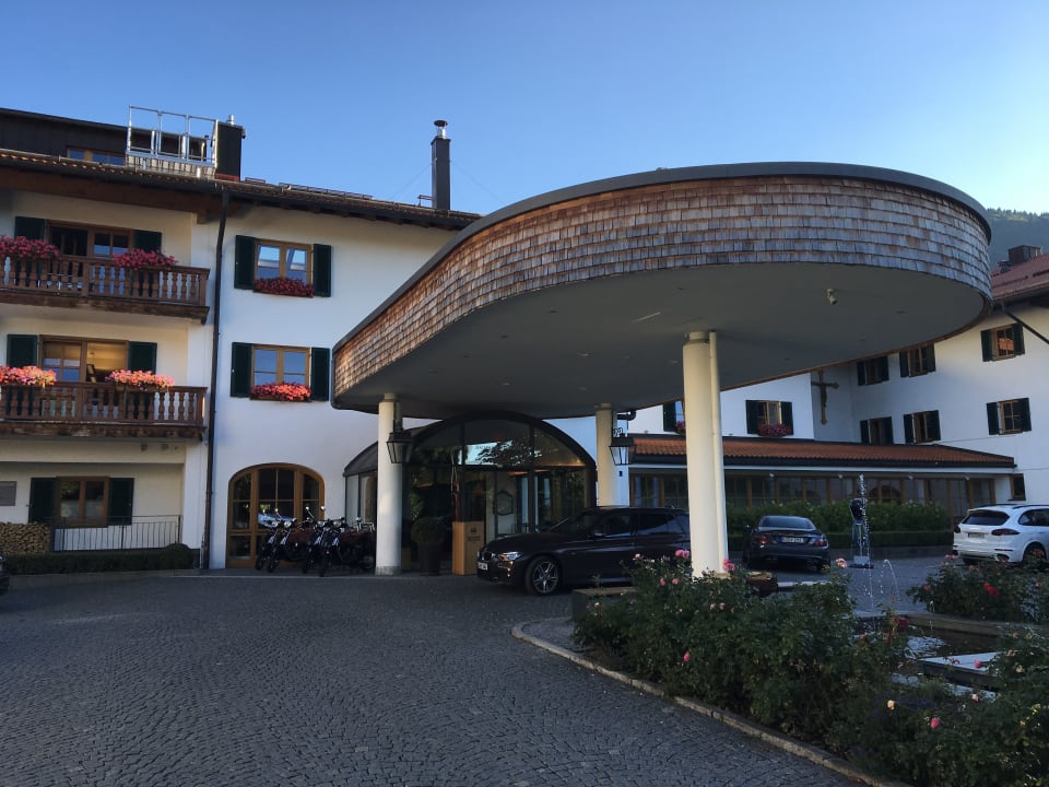 Außenansicht Spa & Resort Bachmair Weissach