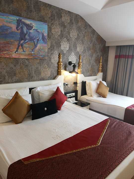 Zimmer Mary Hotel Side