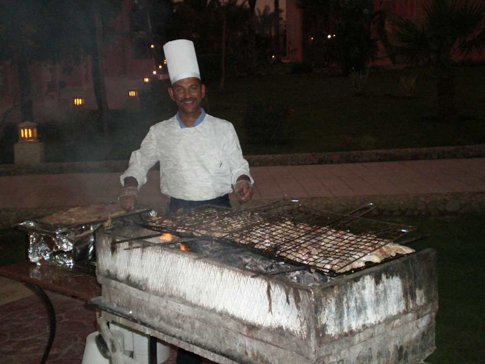 Dinner (Barbecue) Pickalbatros Aqua Park Resort - Hurghada