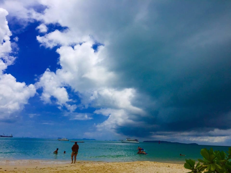 Wunderschöner Hotelstrand Cape Panwa Hotel