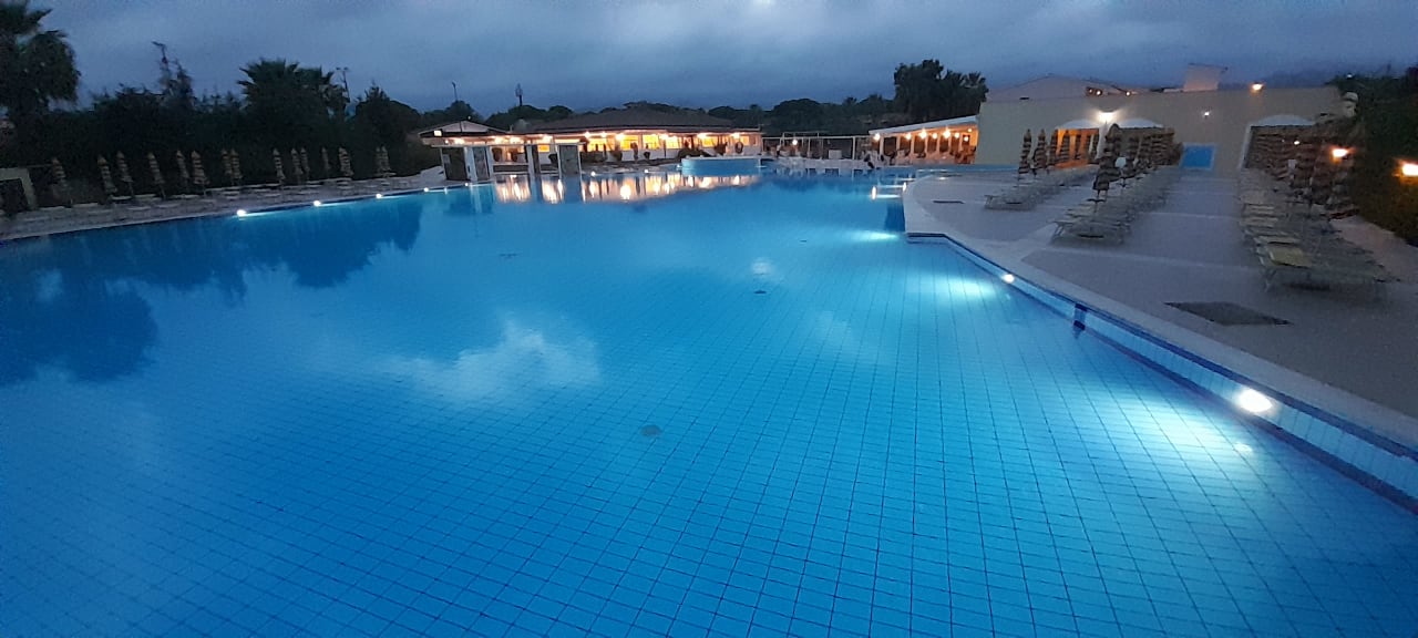 Pool Tirreno Resort