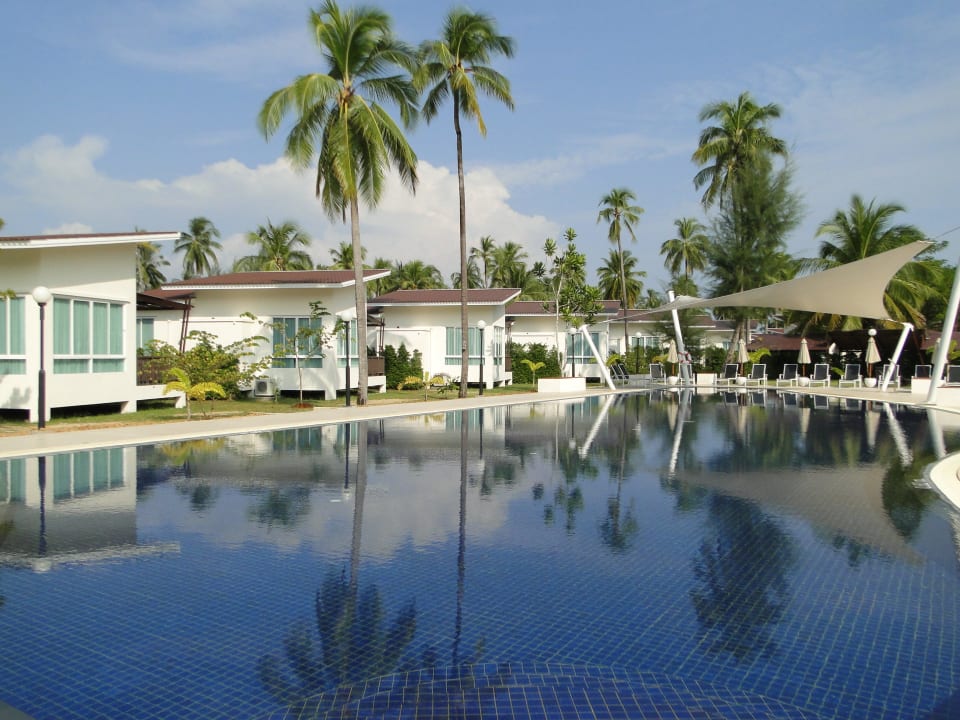 Hinterer Poolbereich Kantary Beach Hotel - KHAO LAK