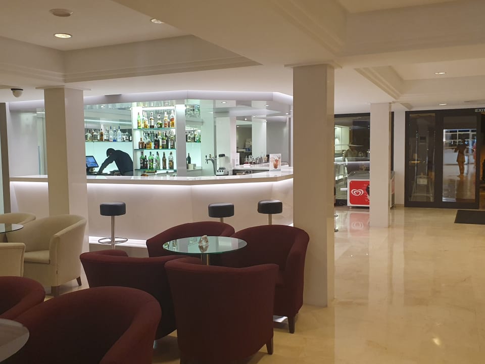 Lobby CM Playa del Moro