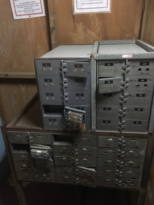 Tresorraum Samsara Cliff Resort