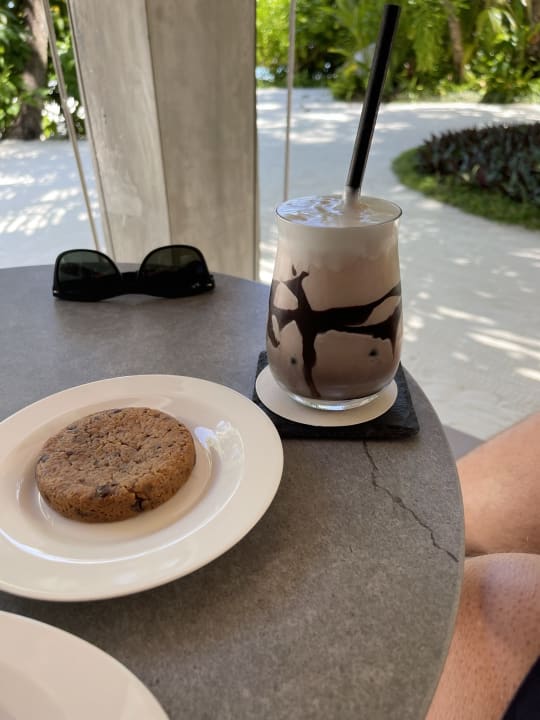 Gastro Outrigger Maldives Maafushivaru Resort