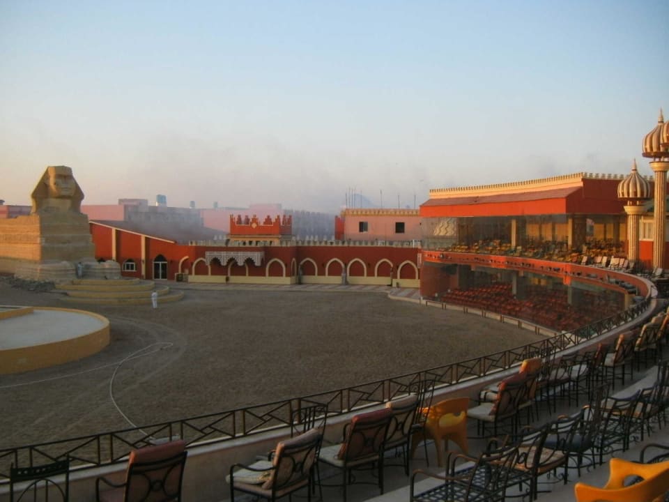 Theater-Arena Pickalbatros Alf Leila Wa Leila Resort - Neverland Hurghada