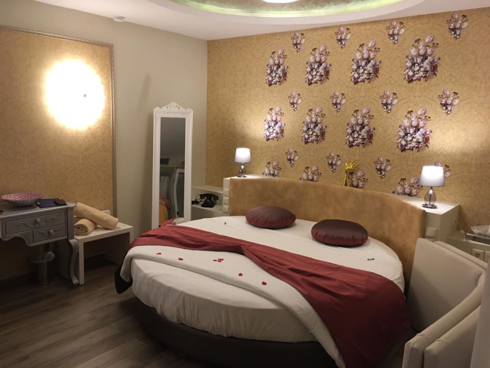 Zimmer Alexandra Golden Boutique - Adults only