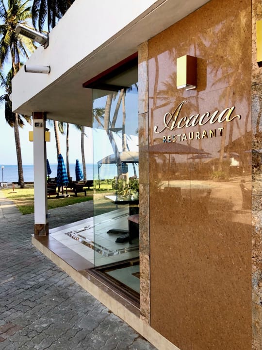 Gastro Hotel Kenya Bay Beach