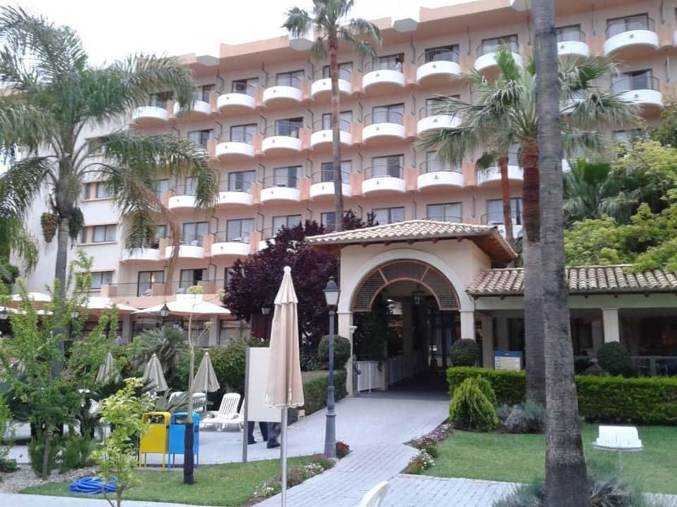 Eingang zur Rezeption Hotel Riu Bravo