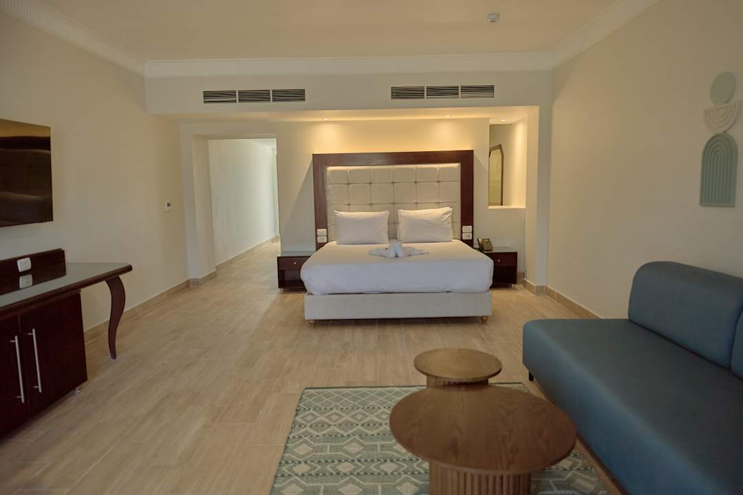 Zimmer Diamond Beach by Pearl Resort