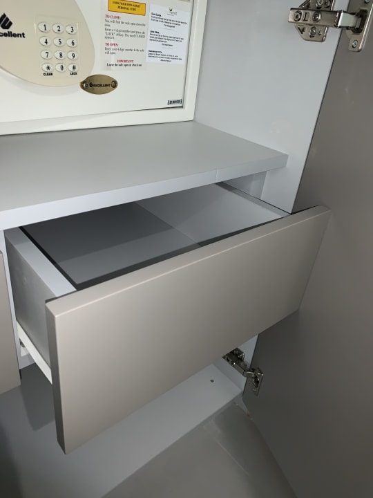 Zimmer Napa Mermaid Hotel & Suites