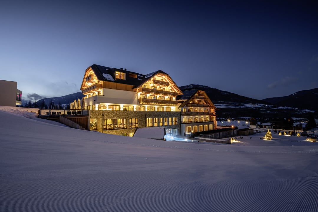 Außenansicht ALMGUT Mountain Wellness Hotel