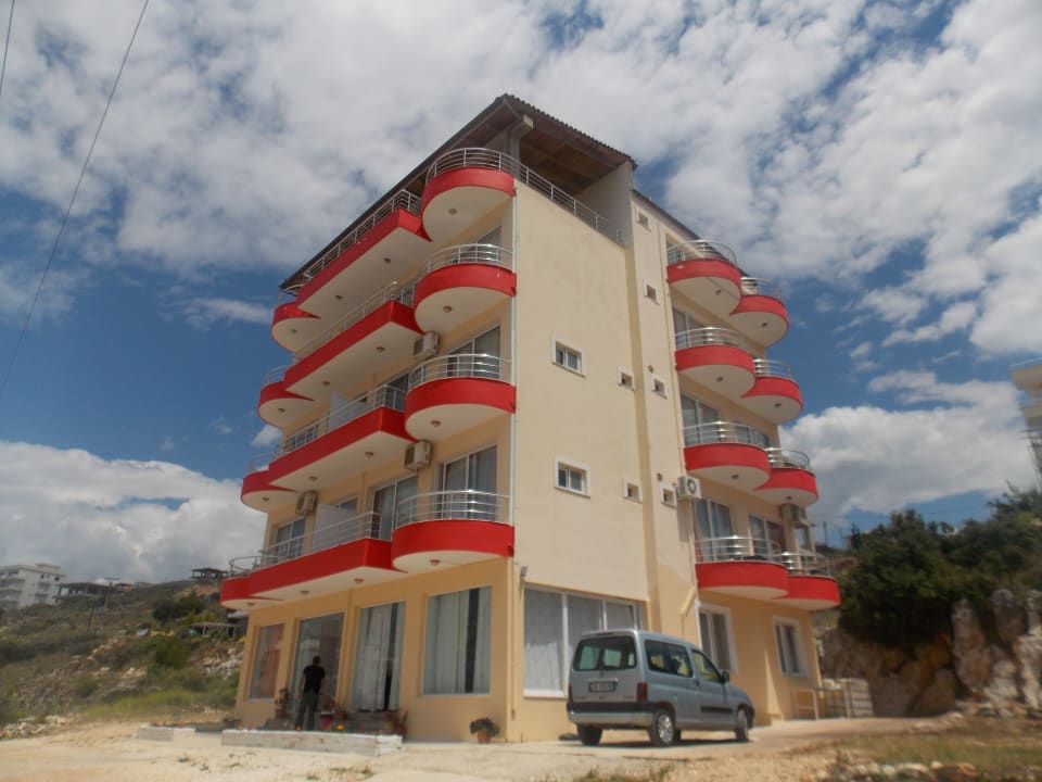 Außenansicht Damian Saranda Hotel