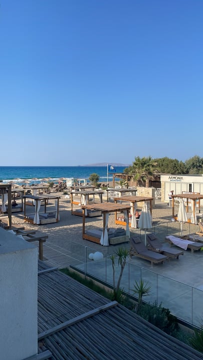Ausblick Paralos Lifestyle Beach