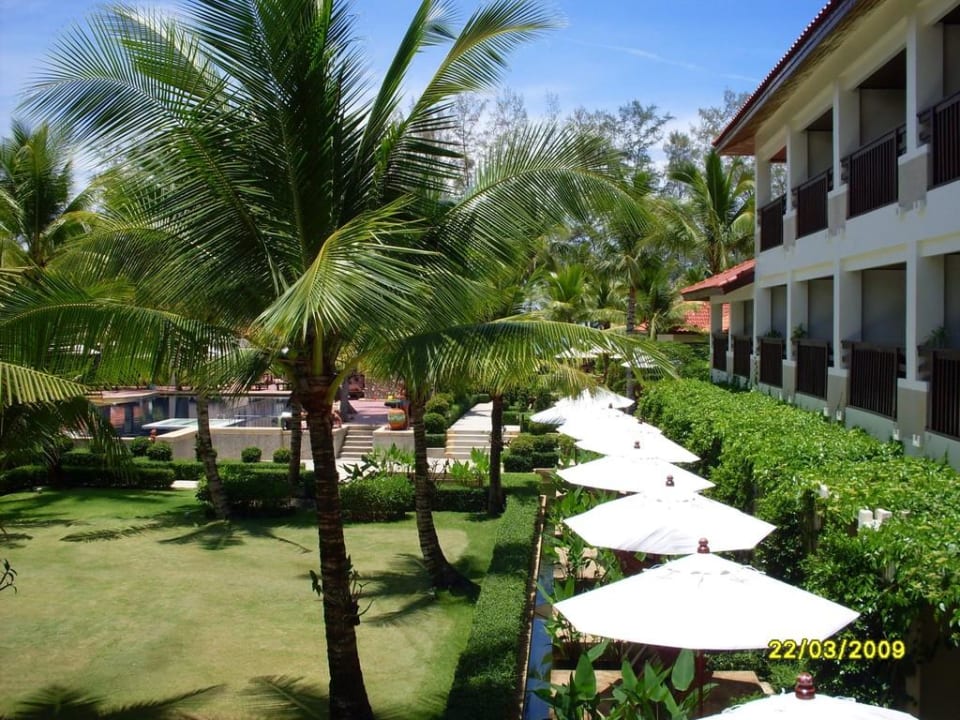 Gartenanlage The Briza Beach Resort Khaolak
