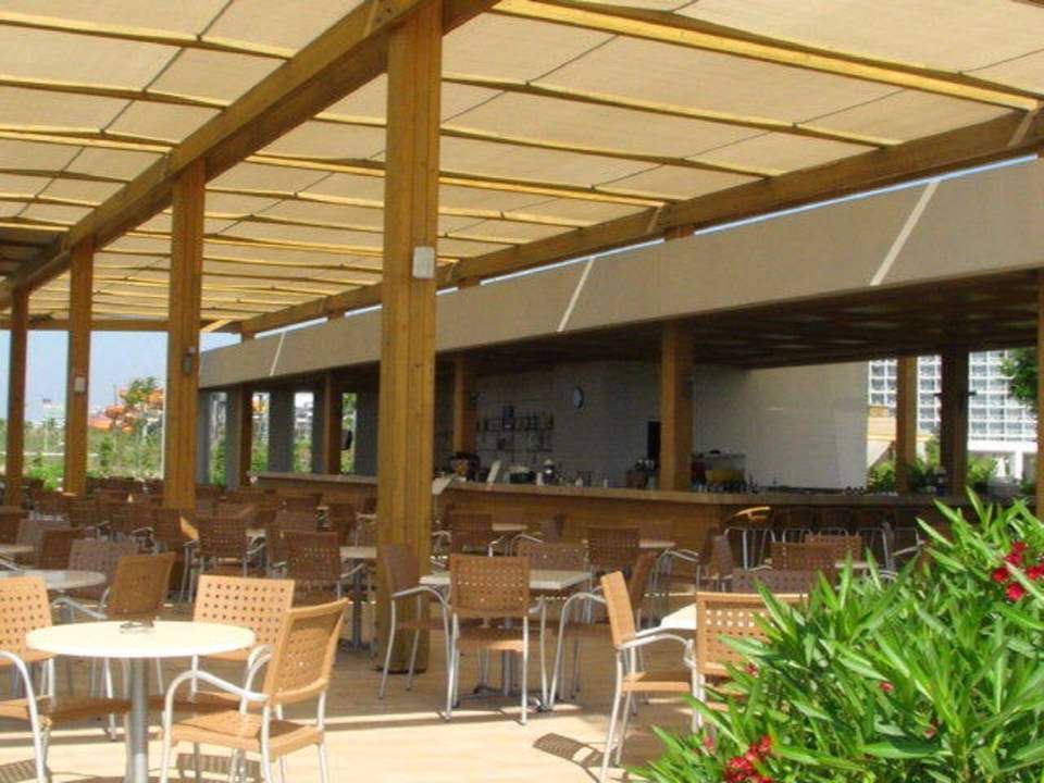Eine der Snackbars  Hotel Baia Lara
