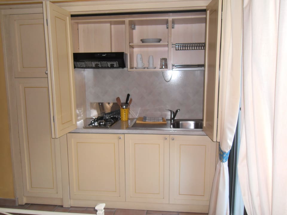 Kitchenette in unserem Zimmer Hotel Villa Del Parco
