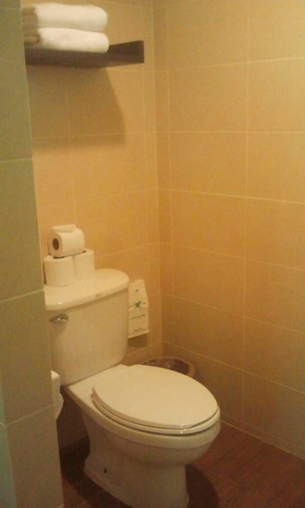 Toilette Hotel Nang Thong Beach Resort 2