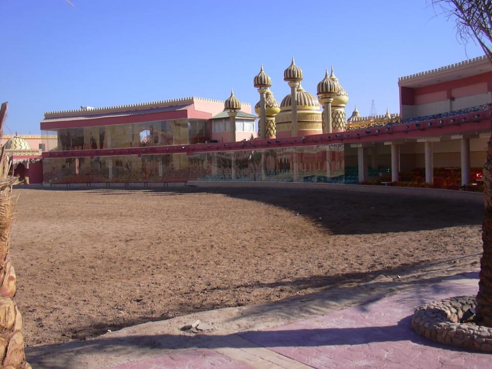 Theater Pickalbatros Alf Leila Wa Leila Resort - Neverland Hurghada