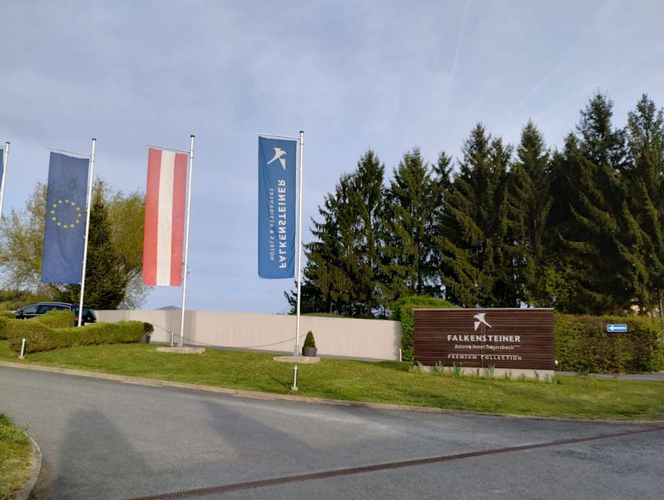 Außenansicht Falkensteiner Balance Resort Stegersbach