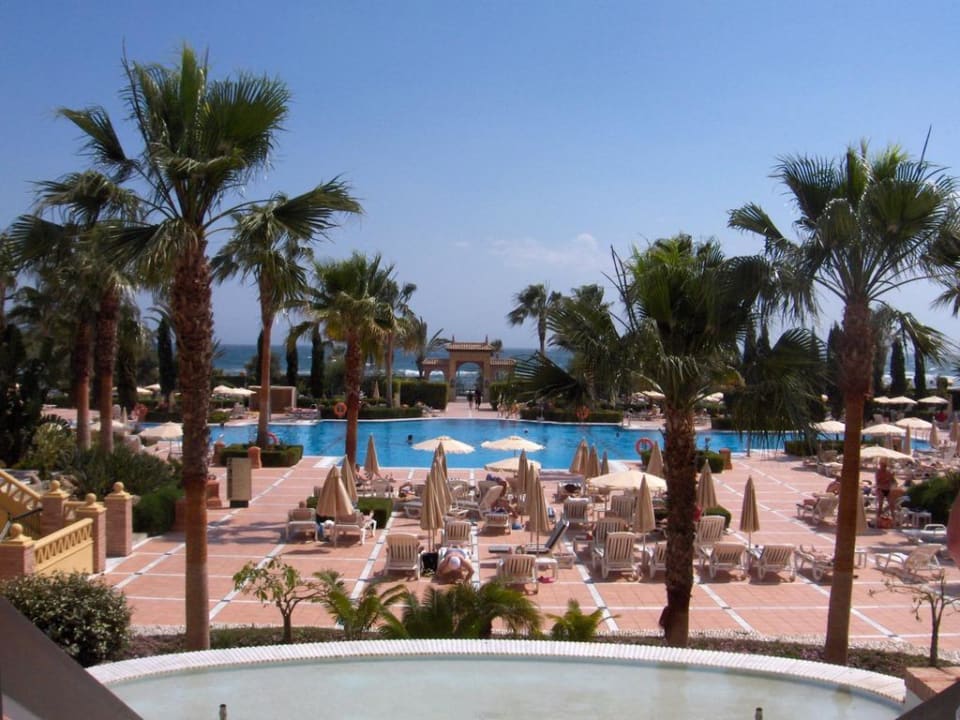 Ausblick von der Eingangshalle Iberostar Waves Málaga Playa