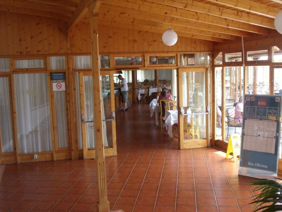 Eingang Restaurant Relaxia Olivina