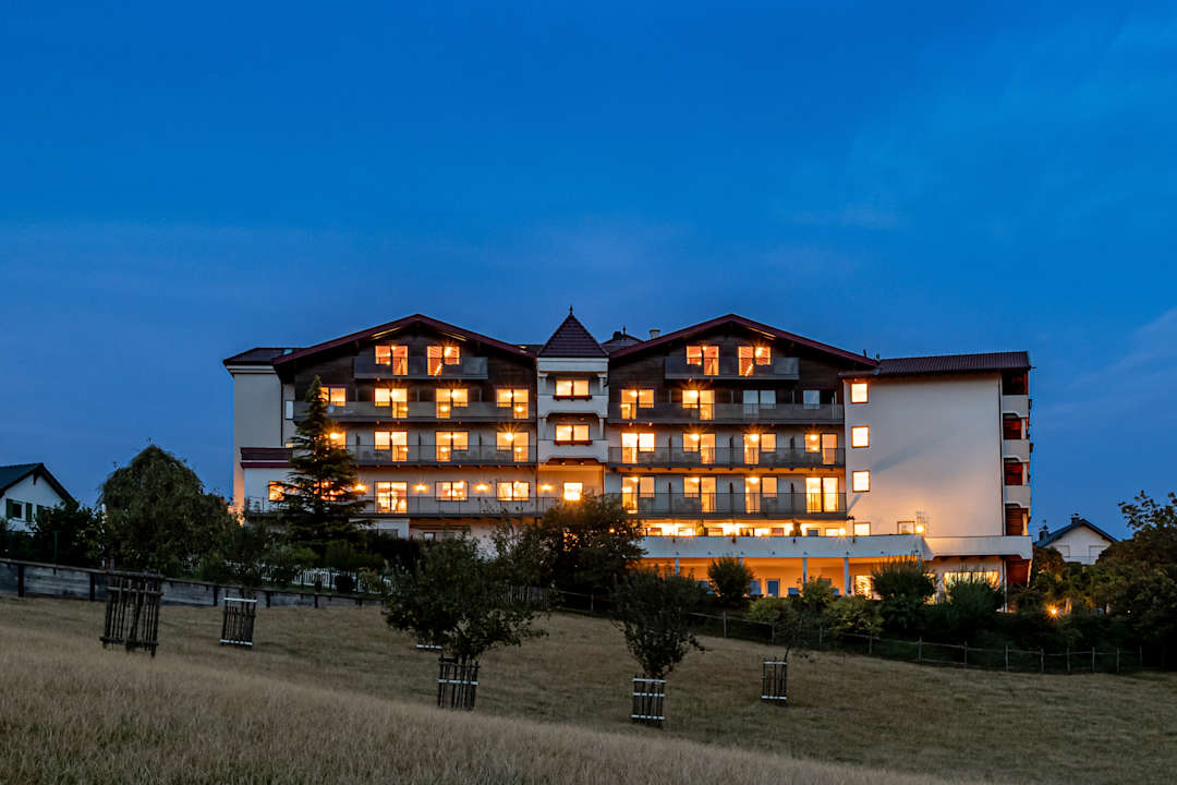 Außenansicht Hotel Kastenholz