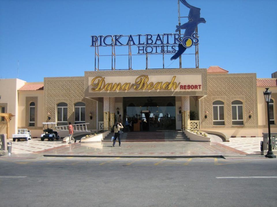 Eingang Pickalbatros Dana Beach Resort - Hurghada