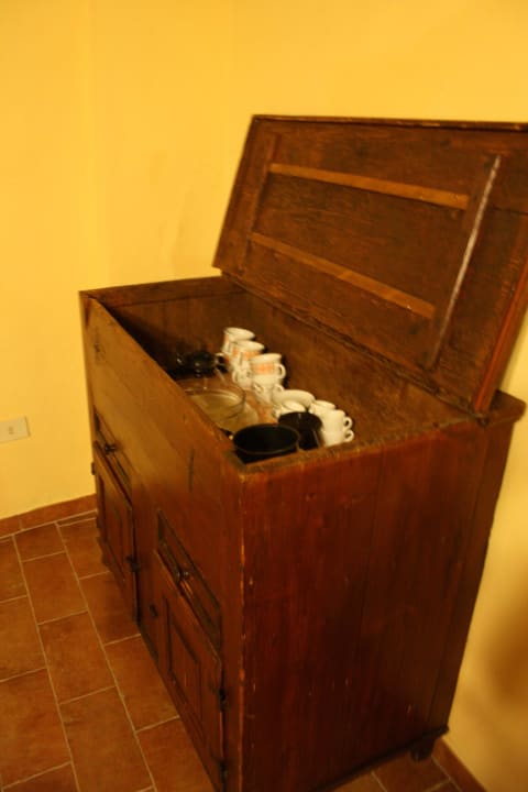 Geschirrschrank Villa Grassina