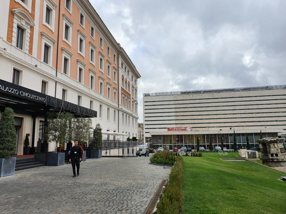 Außenansicht NH Collection Roma Palazzo Cinquecento