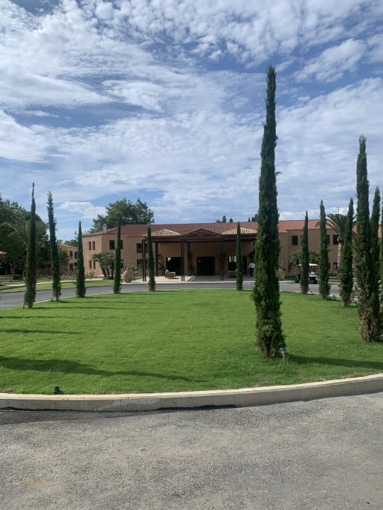 Gartenanlage Grecotel LUXME Costa Botanica