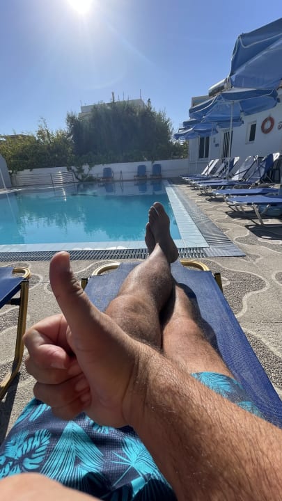 Pool Hotel International