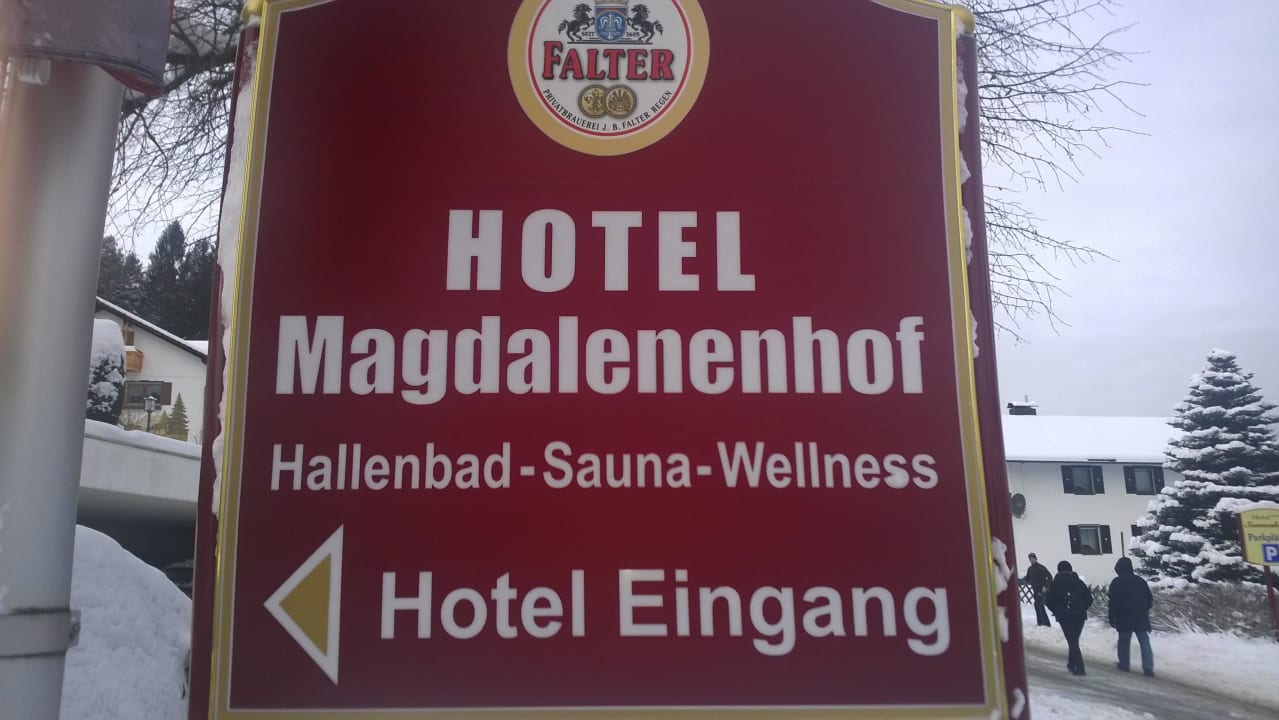 Vor dem Hotel Landhotel Magdalenenhof