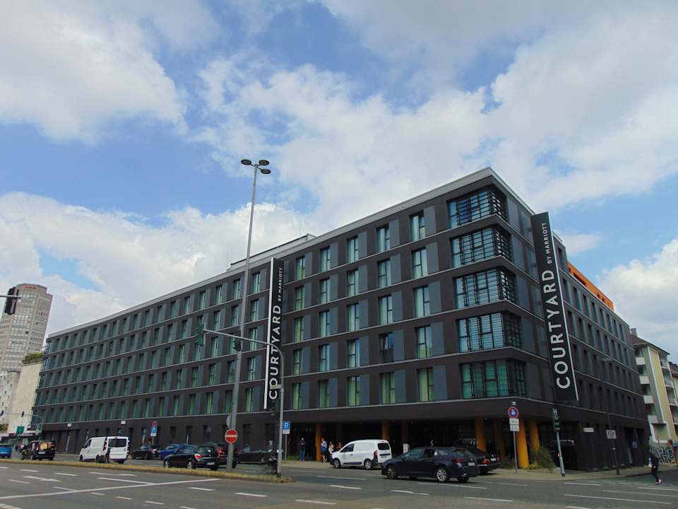 Außenansicht Hotel Courtyard by Marriott Cologne