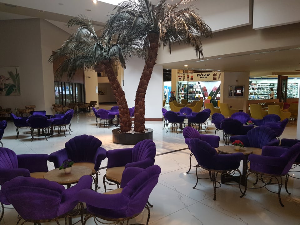 Teil der Oasis Bar Limak Lara Deluxe Hotel & Resort
