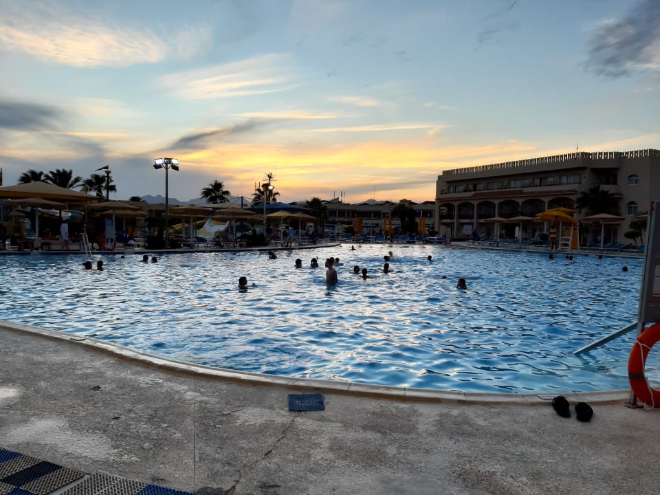 Pool Pickalbatros Royal Moderna Resort-Sharm El Sheikh