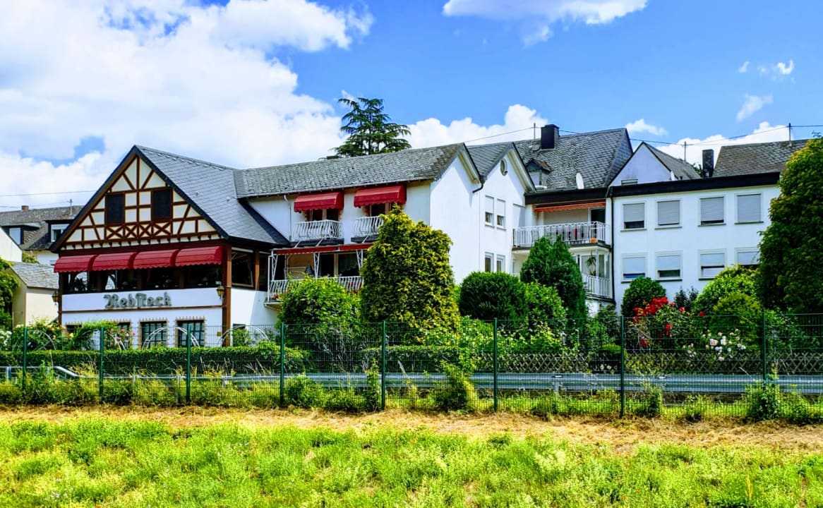 "Außenansicht" Hotel Rebstock (Bruttig-Fankel) • HolidayCheck ...