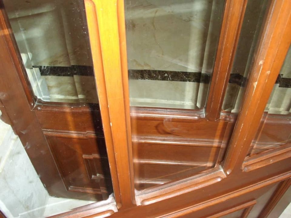 Dreckiges Fensterglas (Zugang Internet-Raum) Hyatt Zilara Riviera Maya