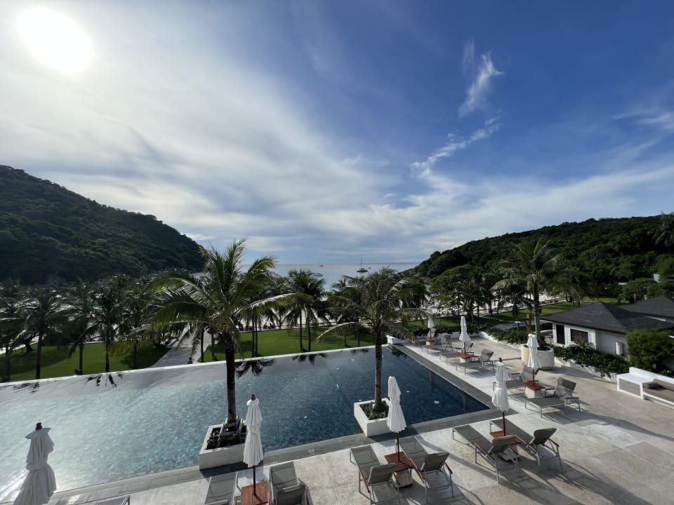 Pool Hotel The Racha