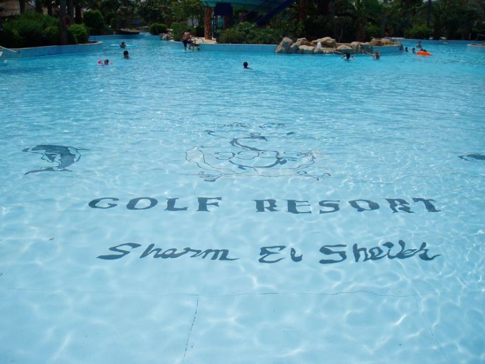 Lagunenbereich vor Rutschenturm Pickalbatros Golf Beach Resort