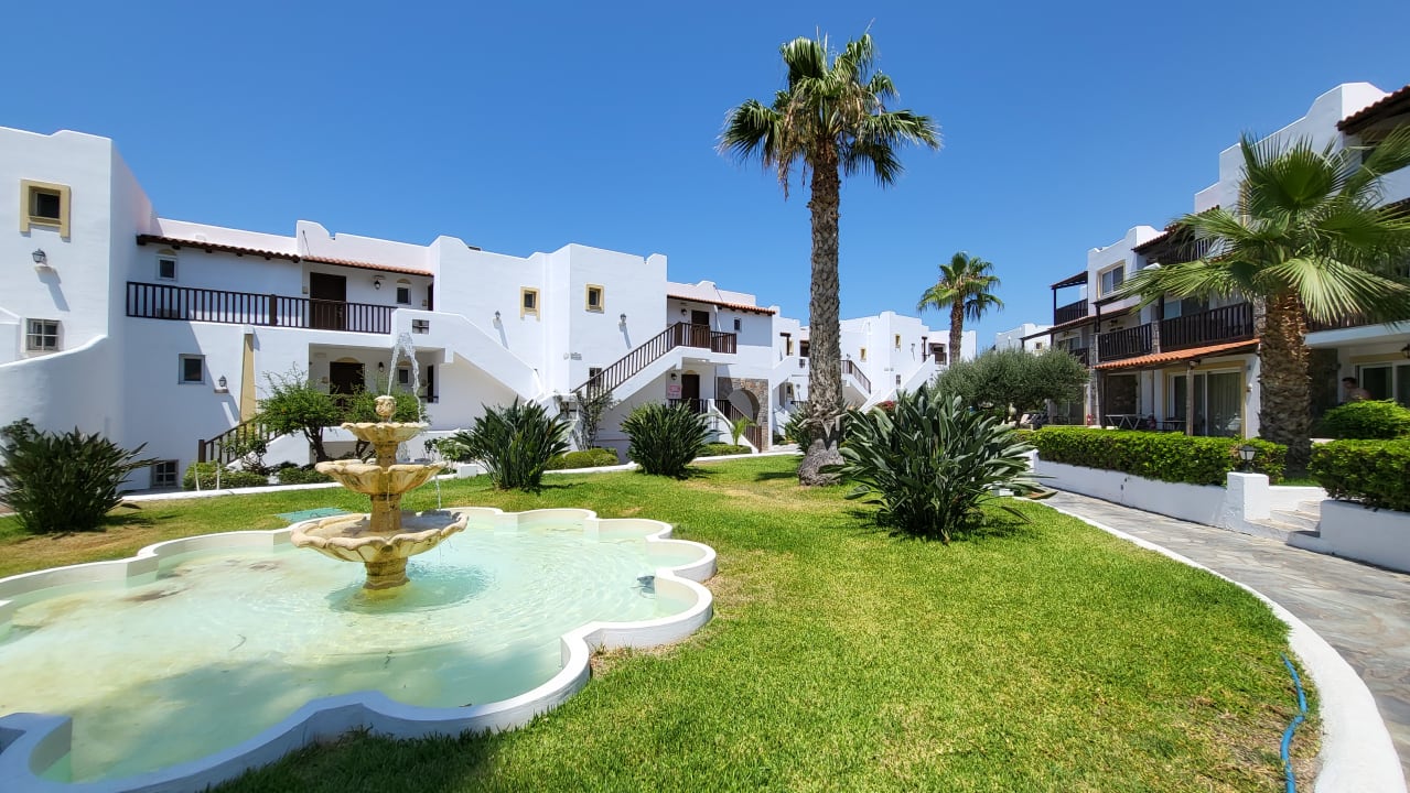 Gartenanlage Alexander Beach Hotel & Village Resort