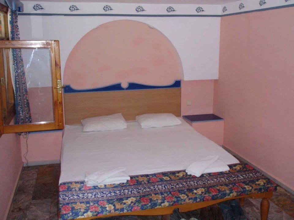 Hotelzimmer 2 innen Club Resort Atlantis