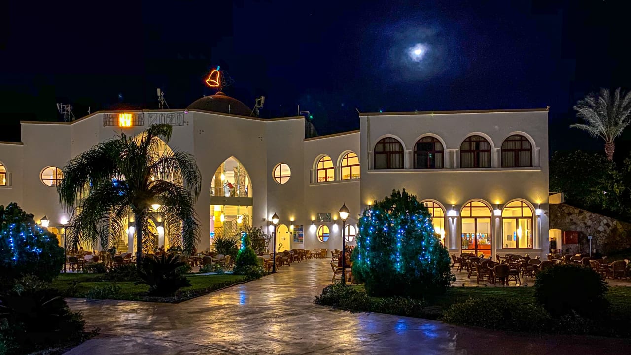 Außenansicht Hotel Gorgonia Beach Resort