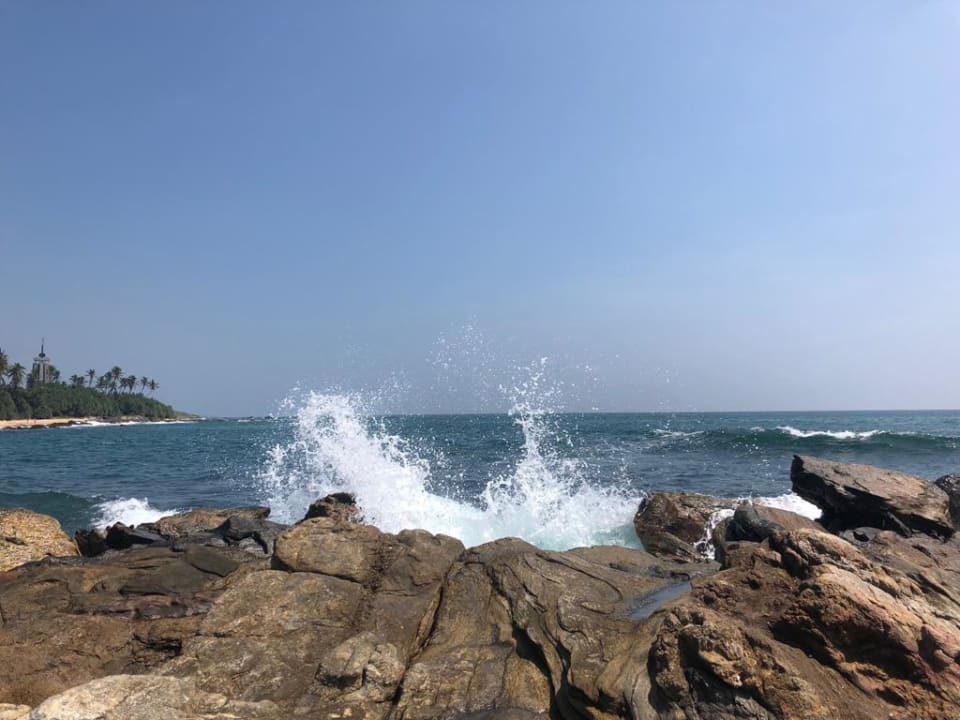 Strand Hotel Bentota Village