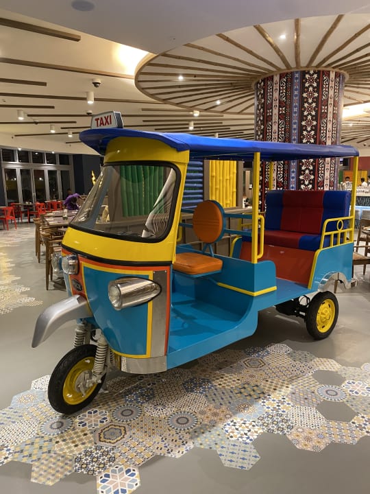 Sonstiges Centara Mirage Beach Resort Dubai - A World of Family Fun